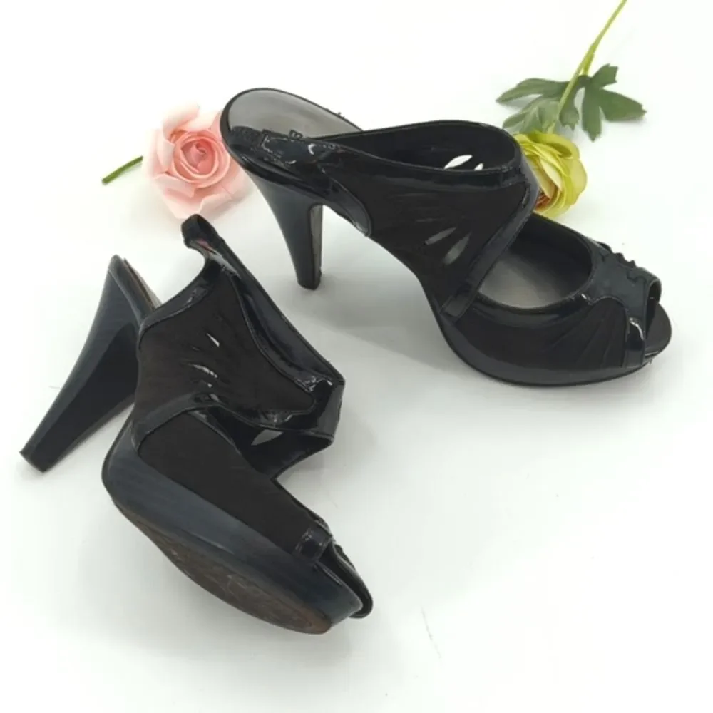 Madden Girl Y2K Black Faux Suede and Patent Platform Peep Toe Heels Size 6.5